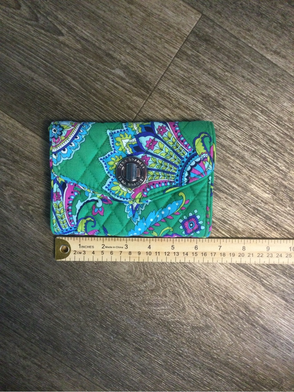 Vera Bradley Green Quilted Paisley Turn-Lock Wallet - Picture 6 of 6
